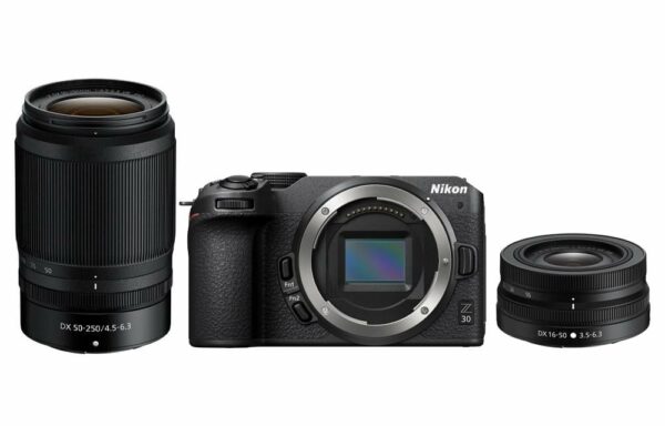 Nikon Z 30 KIT DX 16-50 mm 1:3.5-6.3 VR + DX 50-250 mm 1:4.5-6.3 VR Systemkamera